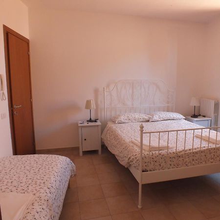 Il Torrione Bed & Breakfast Iesi Ngoại thất bức ảnh